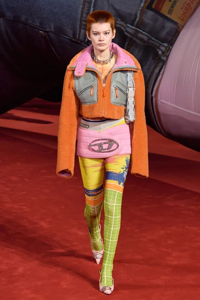 Look 46